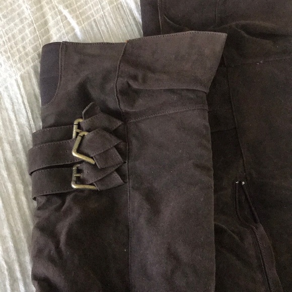 FINAL SALE YOKI brown knee-high boot, size 10* - Picture 2 of 4